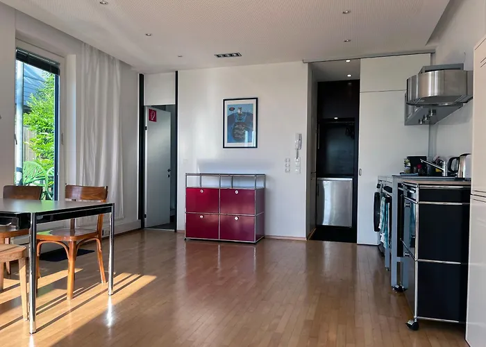 Marina - & * Bregenz